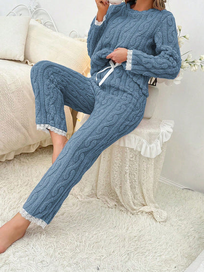 Women's Coral Fleece Solid Color Lace Trim Thick Casual Pajama Set